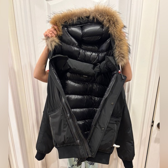 Men’s Mackage Puffer Bomber (Nathan) with removable natural fur trim - Picture 8 of 9